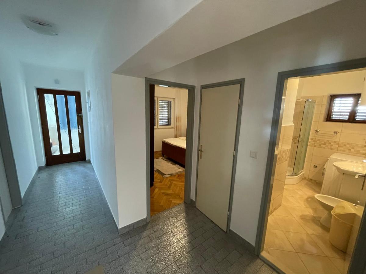 Apartment Mlija 奥米什 外观 照片