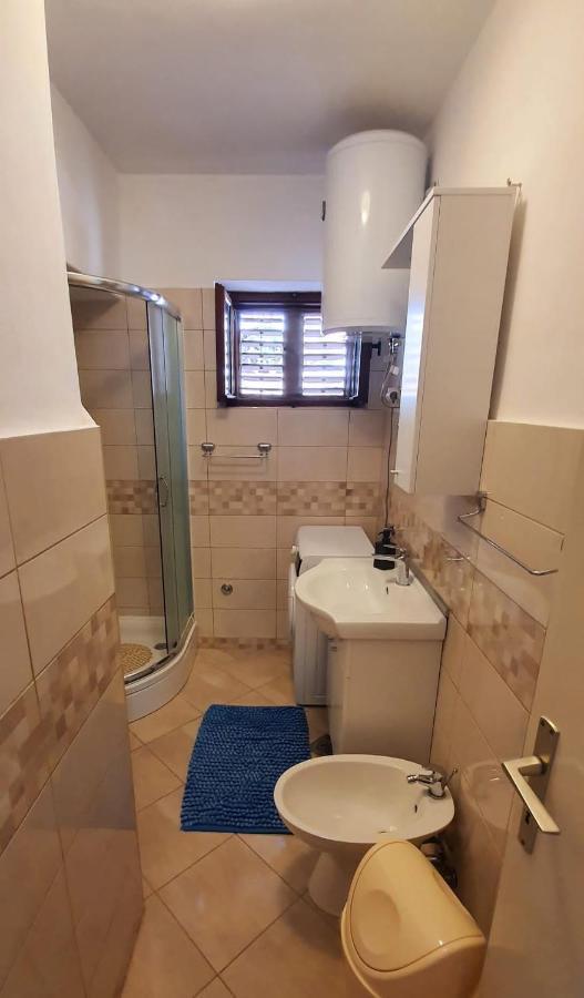 Apartment Mlija 奥米什 外观 照片