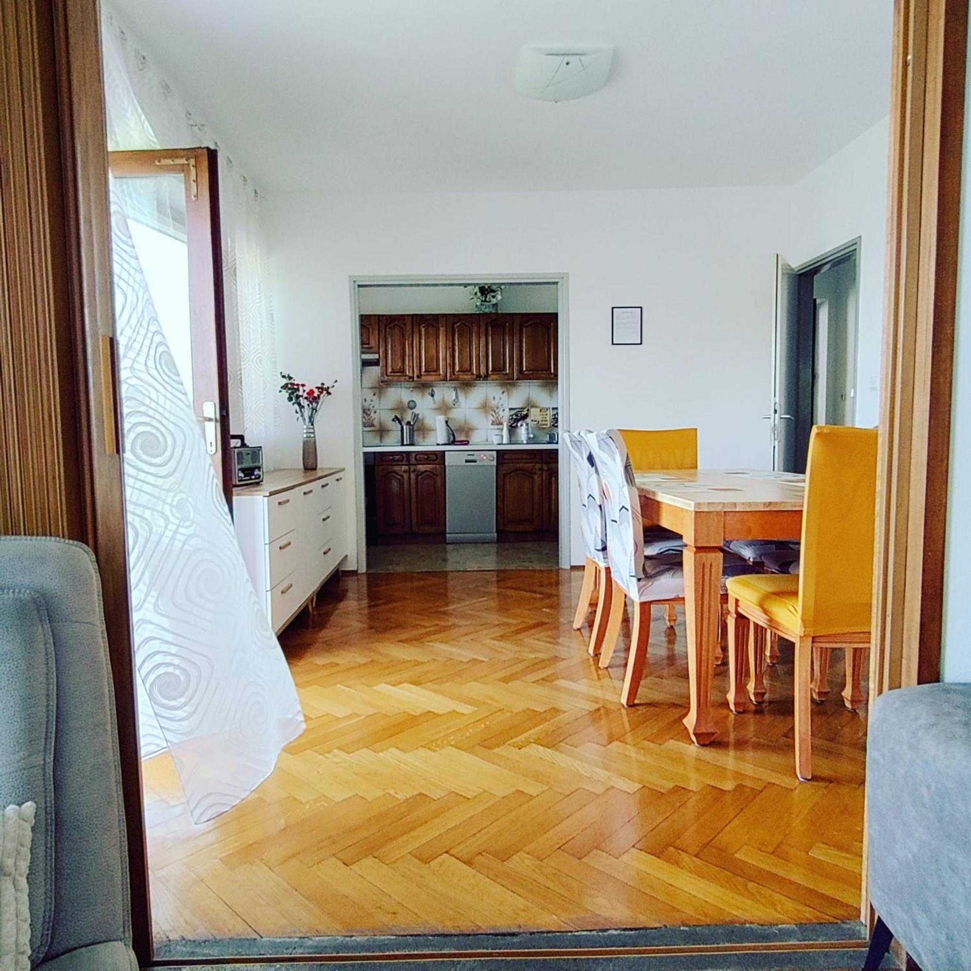 Apartment Mlija 奥米什 外观 照片